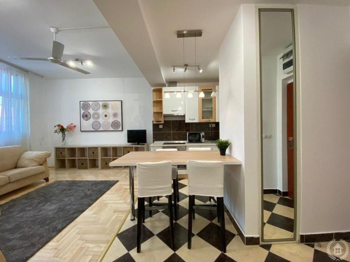 Downtown Gozsdu Vibe Apartment II Budapest Exterior photo